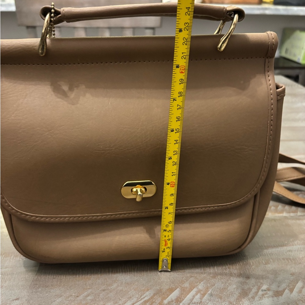 Classic Collection Handbag - Picture 5 of 6